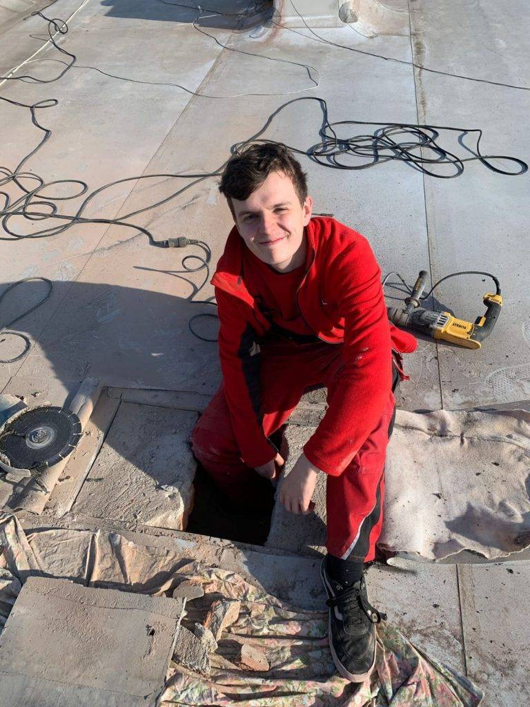 Zateplení panelového domu pomocí foukané izolace