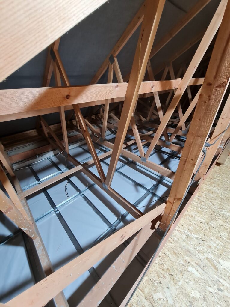 Zateplení garáže foukanou izolací